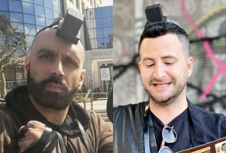 יואב אליאסי וגיא הוכמן מניחים תפילין